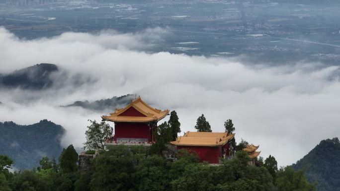 航拍西安地标秦岭终南山南五台日落火烧云