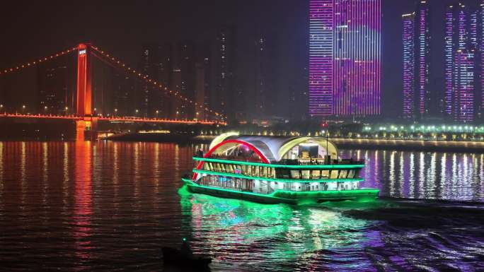 武汉长江夜景灯光秀