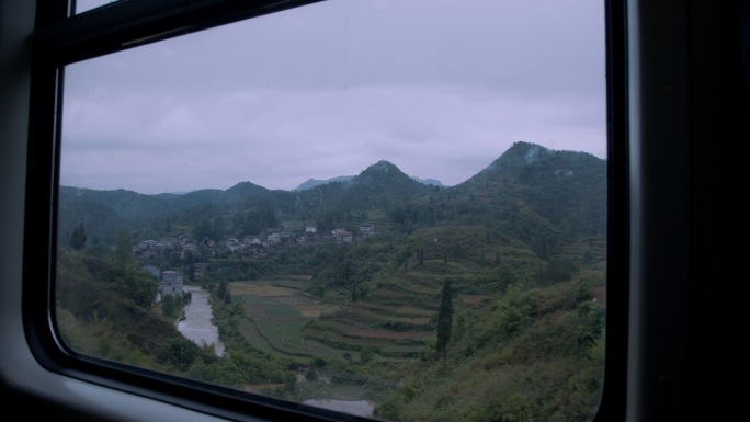 绿皮火车老火车窗外风景