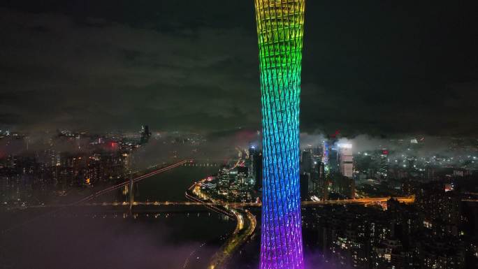 4K高清航拍广州雨后花城夜景