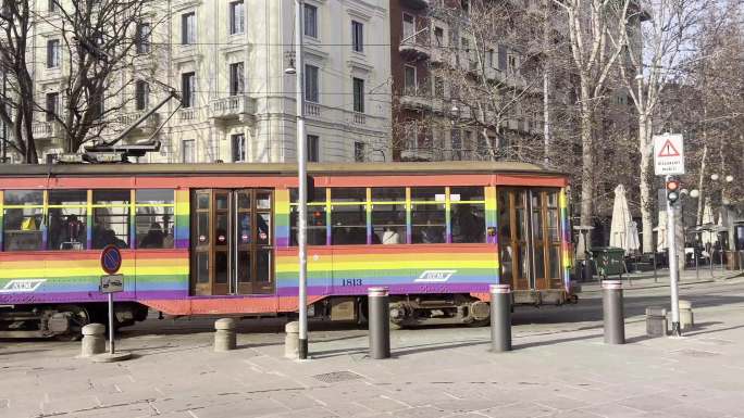 原创实拍米兰城市街景有轨电车