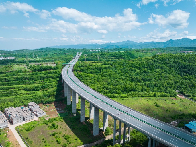 秦岭高速隧道延时