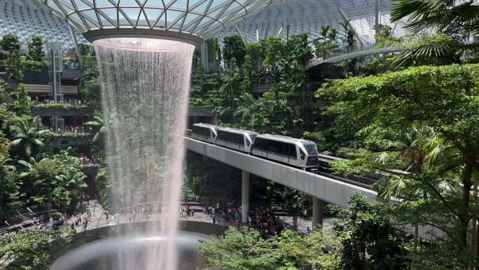 新加坡樟宜机场分镜头1