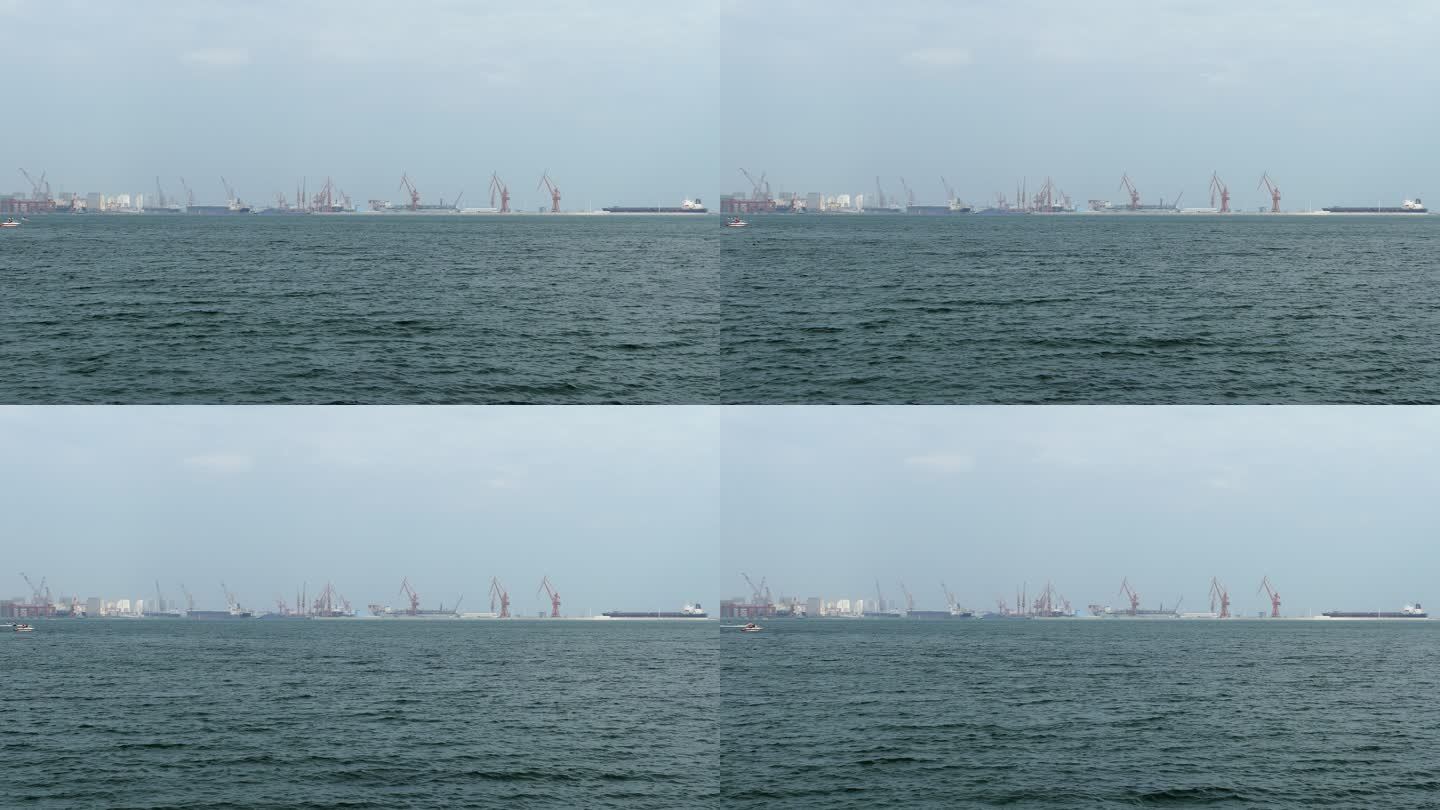 中国河北秦皇岛渤海湾海上起重船