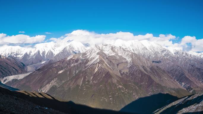 贡嘎金山雅拉雪山