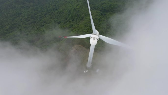 罗定风车山