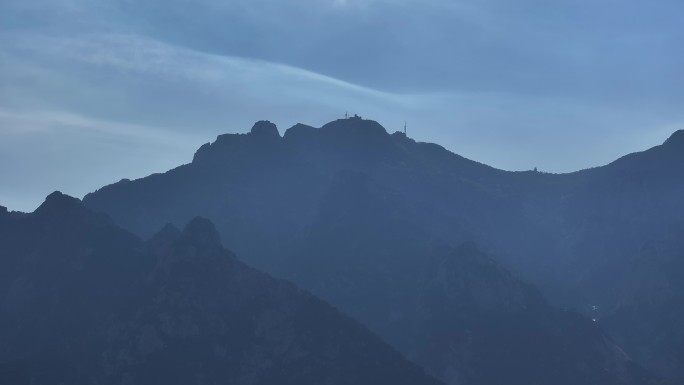 泰山天烛峰