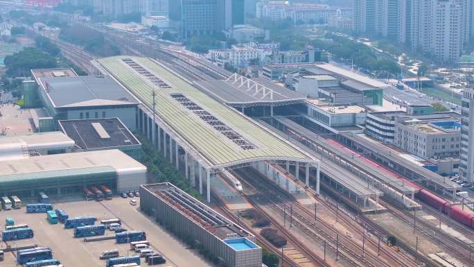 江苏常州火车站航拍天宁区城市地标风景风光