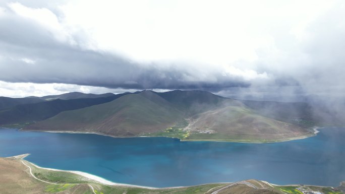 七月西藏羊湖羊卓雍错航拍湖泊航拍