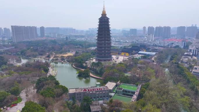 江苏常州天宁禅寺古塔红梅公园航拍天宁区城