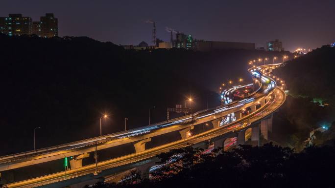 台北高速公路晚上，中国台湾，时光飞逝