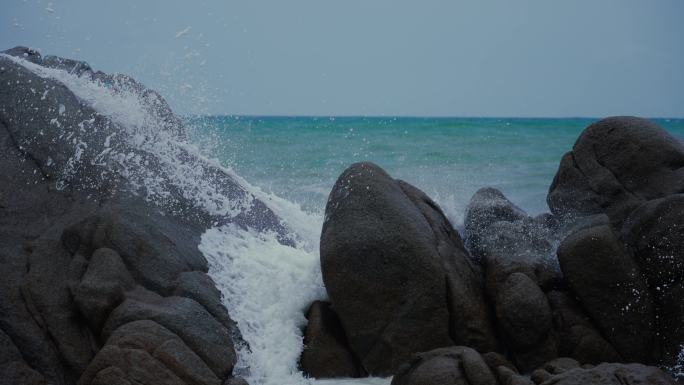 海浪礁石-升格动画