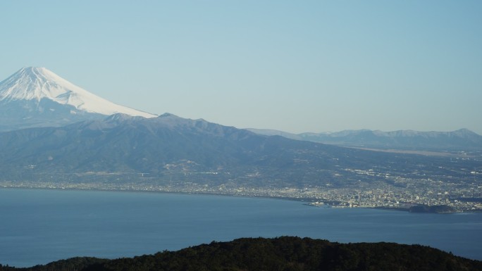 日本的富士山和骏河湾