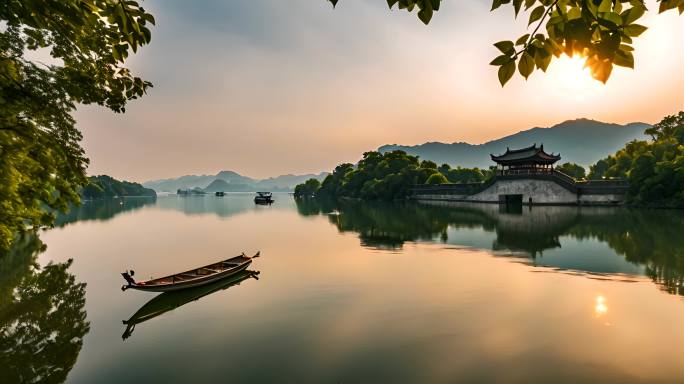 湖水上的船只夕阳晚霞