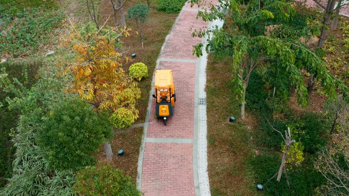 城市绿化生态环境保护环卫车洒水车扫地车