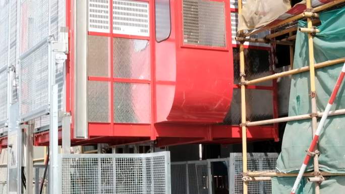 建筑机械-施工升降机结构与维护保养