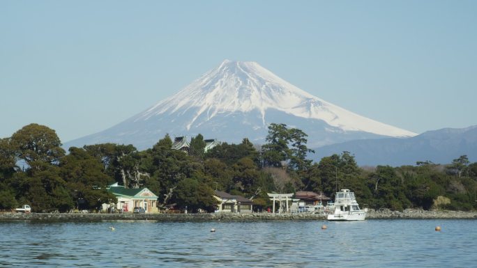 日本的富士山和大阪神社