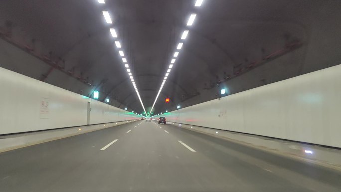 行车视角深圳马峦山隧道北向延时摄影
