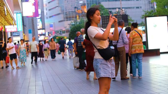 上海市南京东路逛街购物旅游人群行人人流游