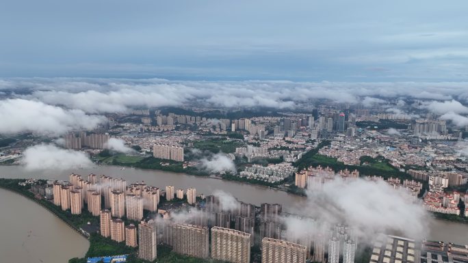 4K高清航拍广州珠江上空的云海