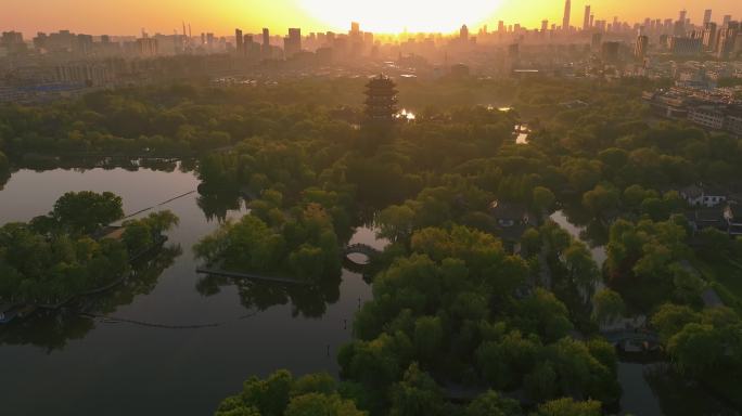 大明湖清晨航拍