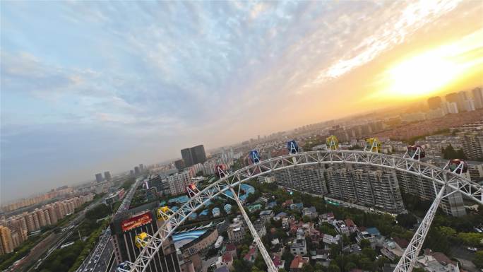 上海锦江乐园摩天轮穿越机视角航拍