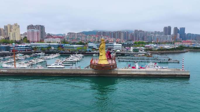 山东青岛银海大世界水准零点景区航拍妈祖雕