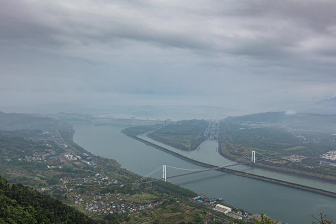 雨中三峡大坝日转夜延时素材