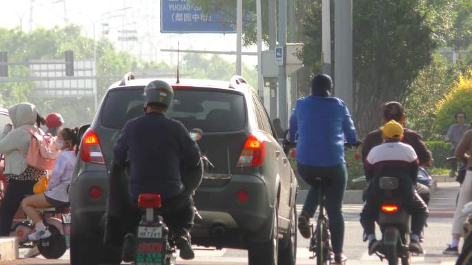 北京城市交通清晨打拼骑车生活人文忙碌生活