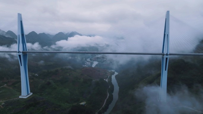 4K航拍贵州平塘特大桥（天空之桥）云海