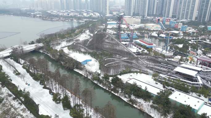 名称：航拍-城市雪景-武汉东湖绿道