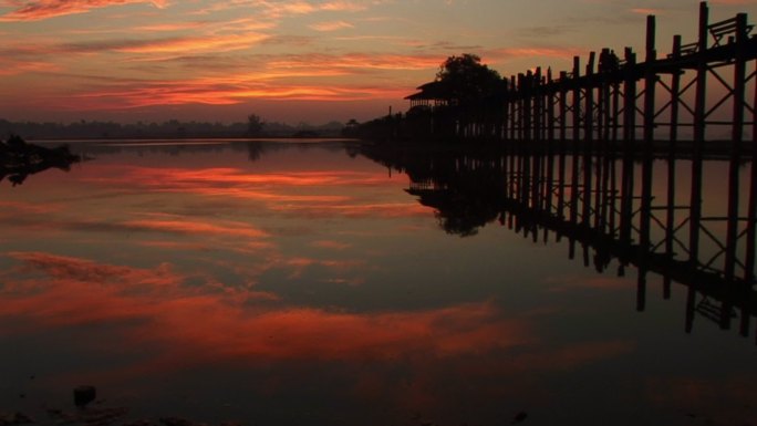 茵莱湖的日落，缅甸
