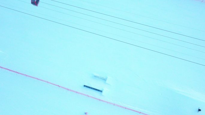 航拍黑龙江亚布力滑雪场雪景缆车风光