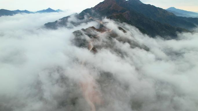 森林 大山 山川日出  榕大公路