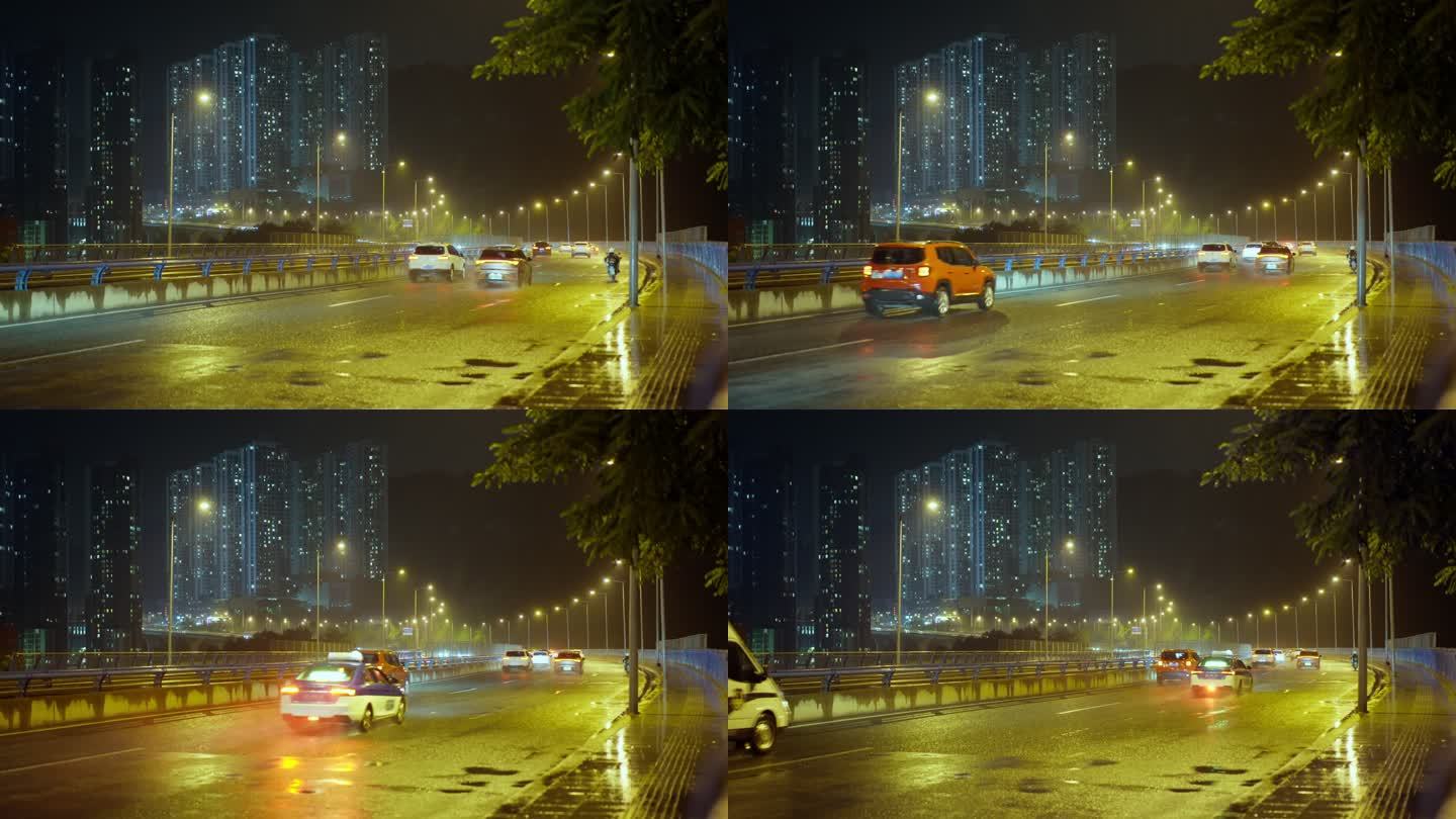 雨天夜晚路上的车流