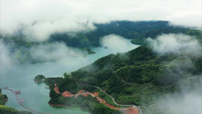 丽水青山绿水航拍穿云雾气烟雨山水植被氤氲