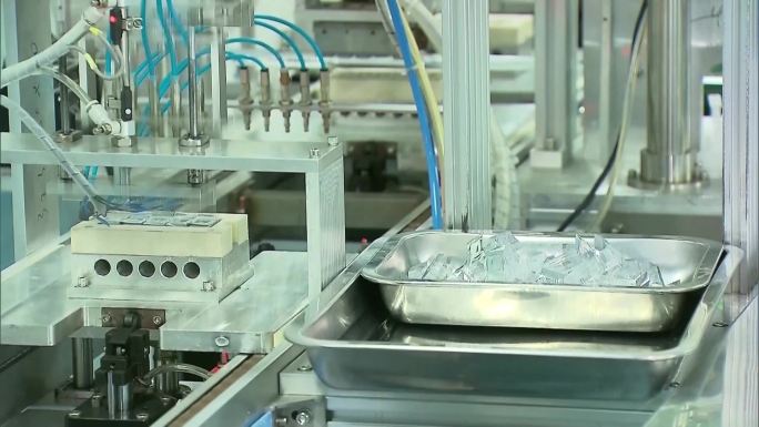 中国芯片工厂自动化生产线多角度