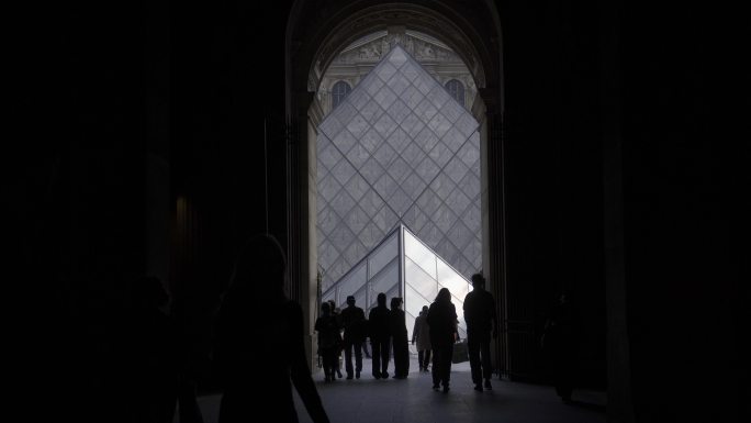 欧洲法国巴黎建筑欧式雕塑天空欧洲卢浮宫