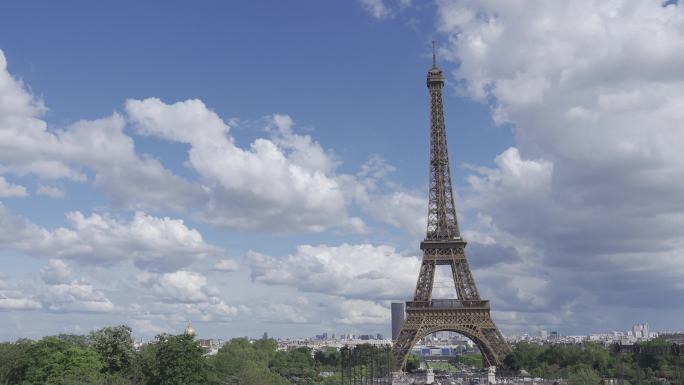 巴黎埃菲尔铁塔塞纳河奥运会蓝天白天