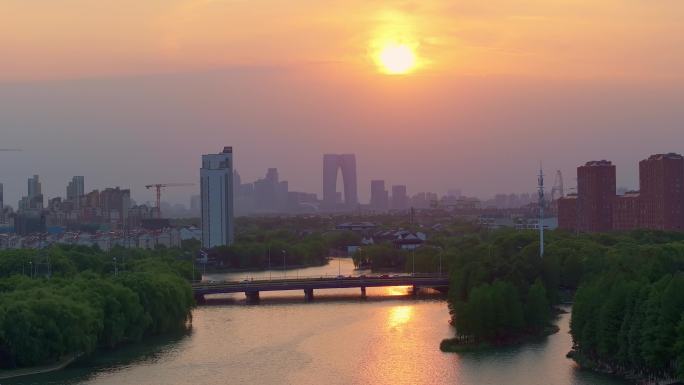 苏州工业园区斜塘河日落时分城市风景航拍