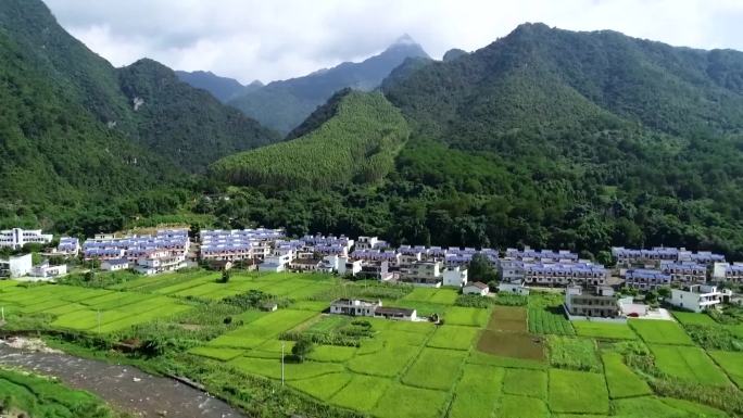 中国社会主义新农村乡村建设脱贫攻坚成果（选编）