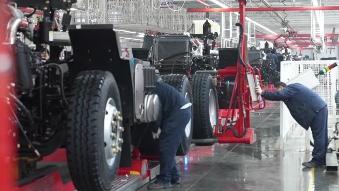 中国工业汽车厂重型卡车重卡生产线装配线生产装配（选编）