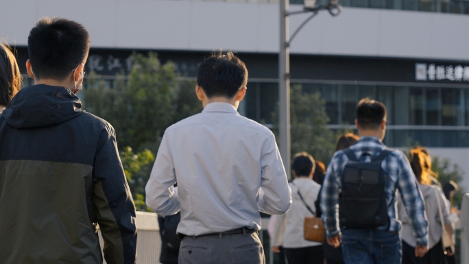 繁忙城市快节奏人群人流脚步