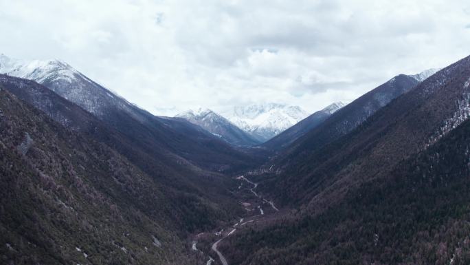 雅拉雪山延时航拍