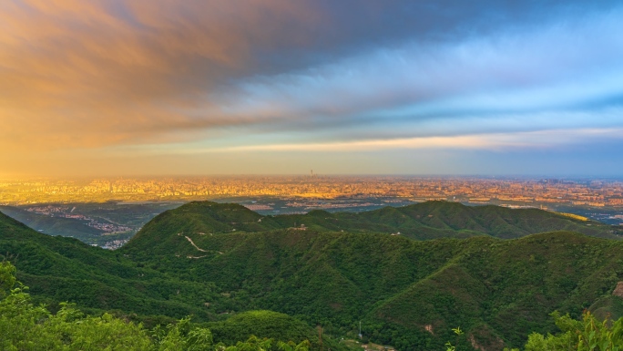 北京西山香山远眺城市全景晚霞日转夜景