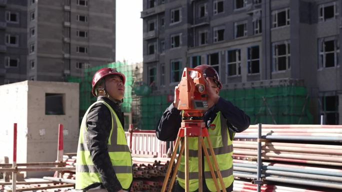 建筑工人路桥房地产测量图纸施工