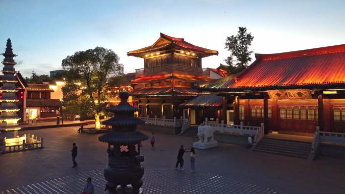 航拍杭州市香积寺寺院