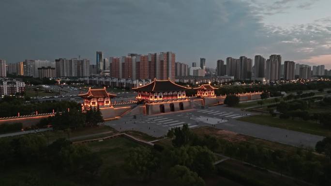 航拍洛阳定鼎门夜景