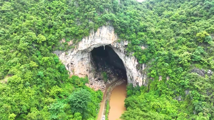 怀集桥头-燕岩洞天风景区