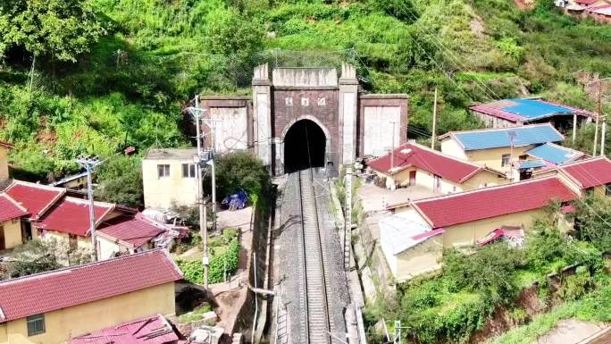 喜德沙马拉达隧道